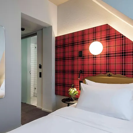 Nh The Bristol Hotel