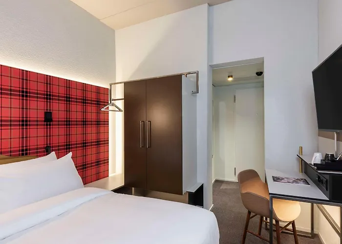 Nh The Bristol Hotel Berna