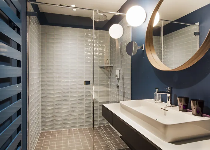 Hotel Nh The Bristol 4*