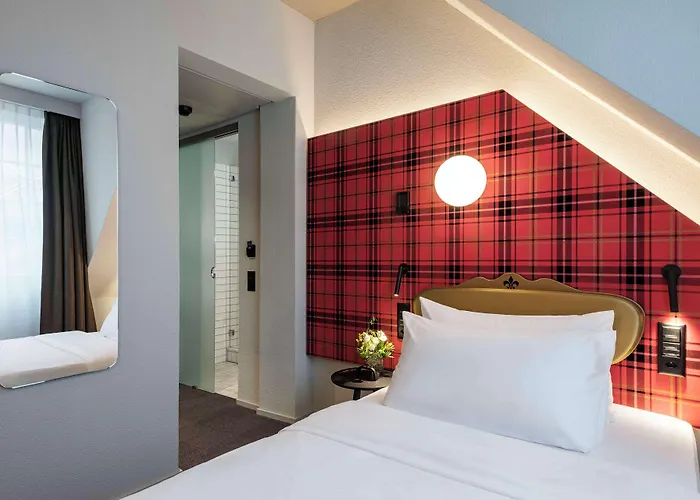 Nh The Bristol Hotel